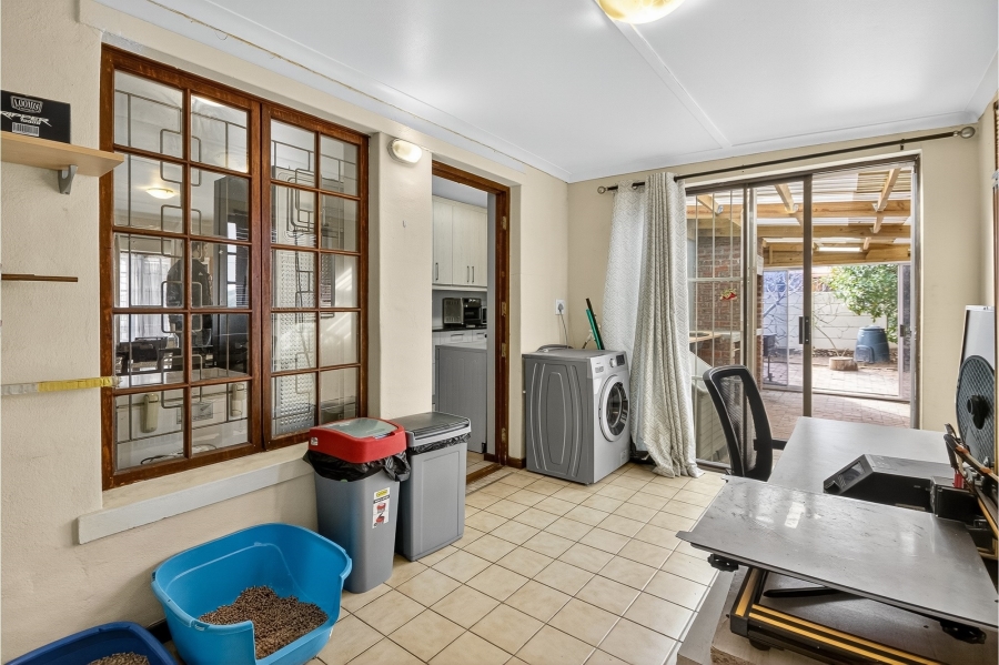 3 Bedroom Property for Sale in Strand South Western Cape